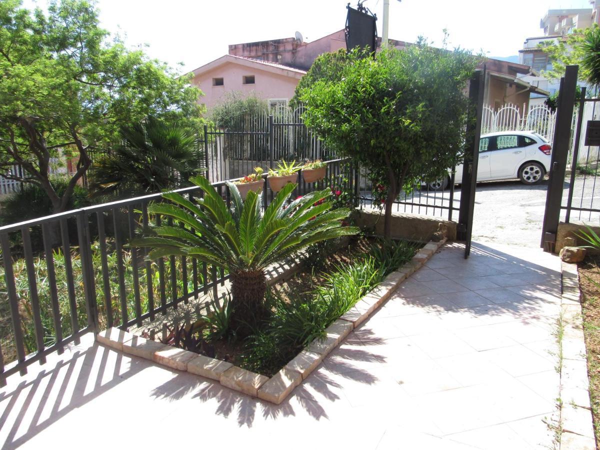 La Cycas Panzió Trabia Kültér fotó
